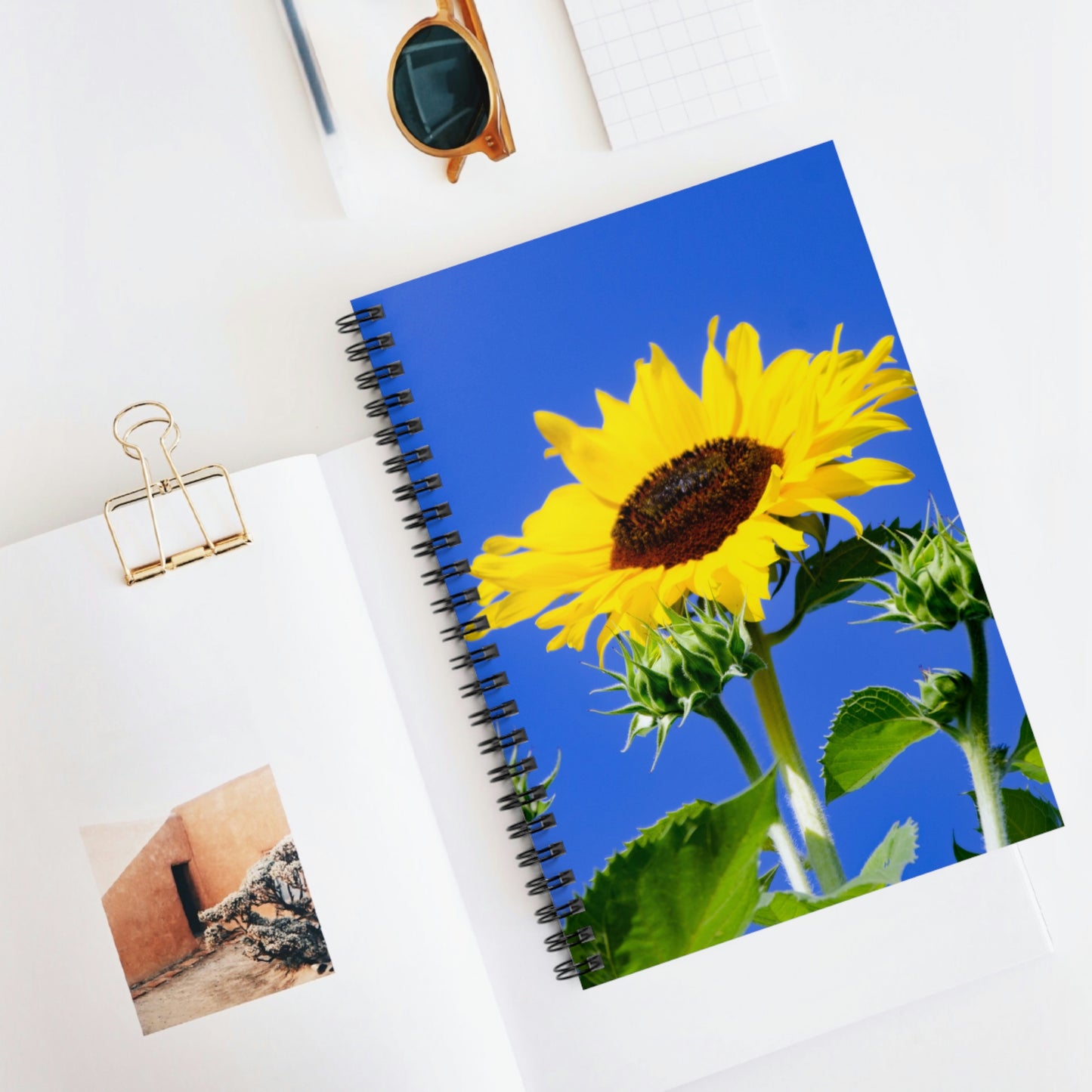 Flowers 02 Spiral Notebook - Ruled Line