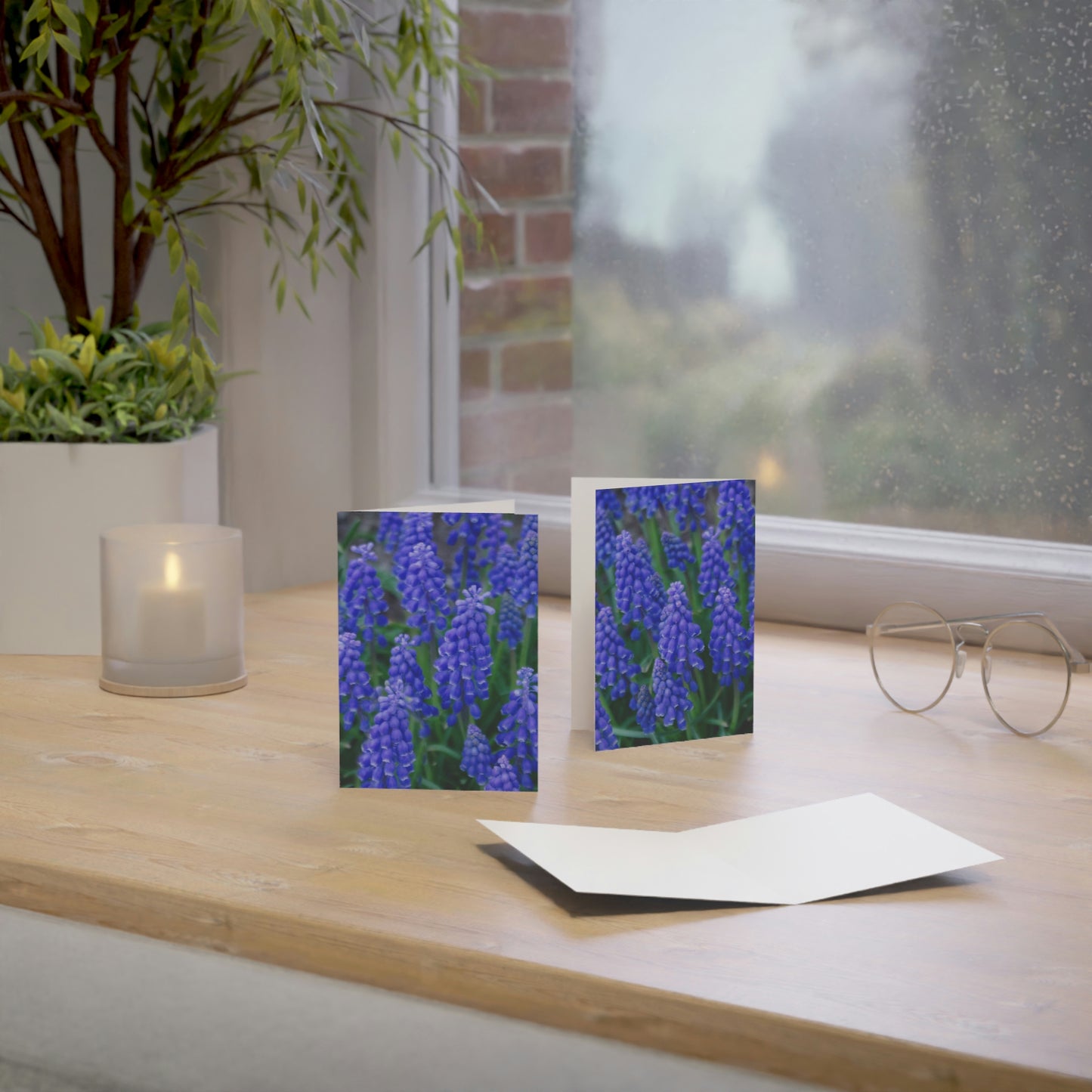 Flowers 10 Greeting Cards (1, 10, 30, and 50pcs)