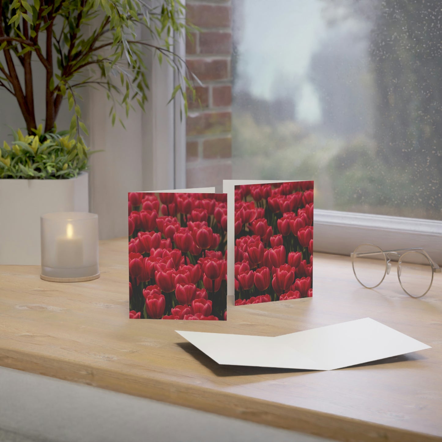 Flowers 16 Greeting Cards (1, 10, 30, and 50pcs)