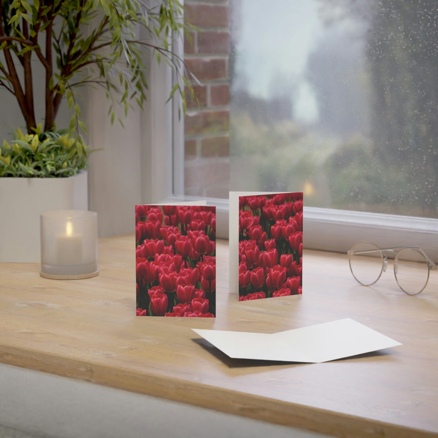 Flowers 16 Greeting Cards (1, 10, 30, and 50pcs)