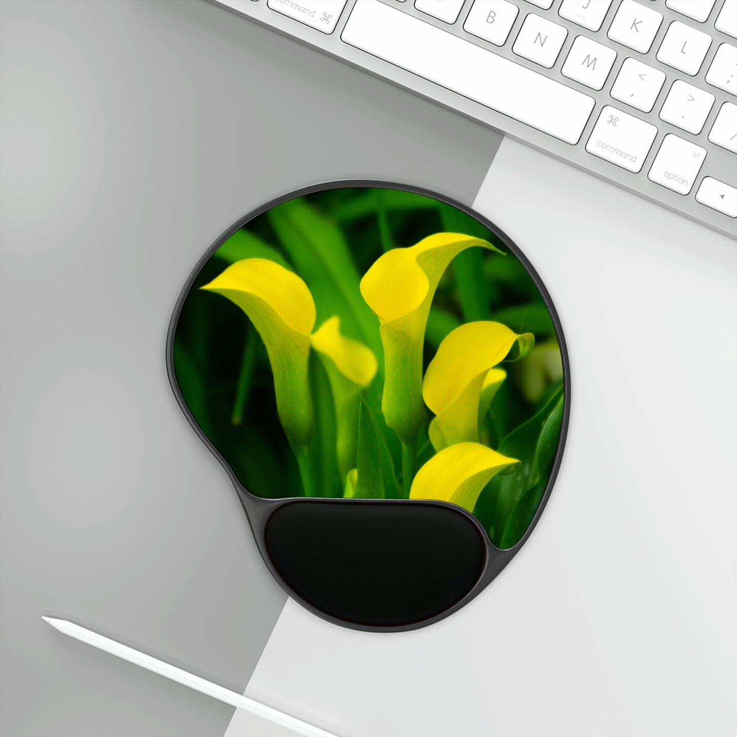 Flowers 33 Mouse Pad With Wrist Rest