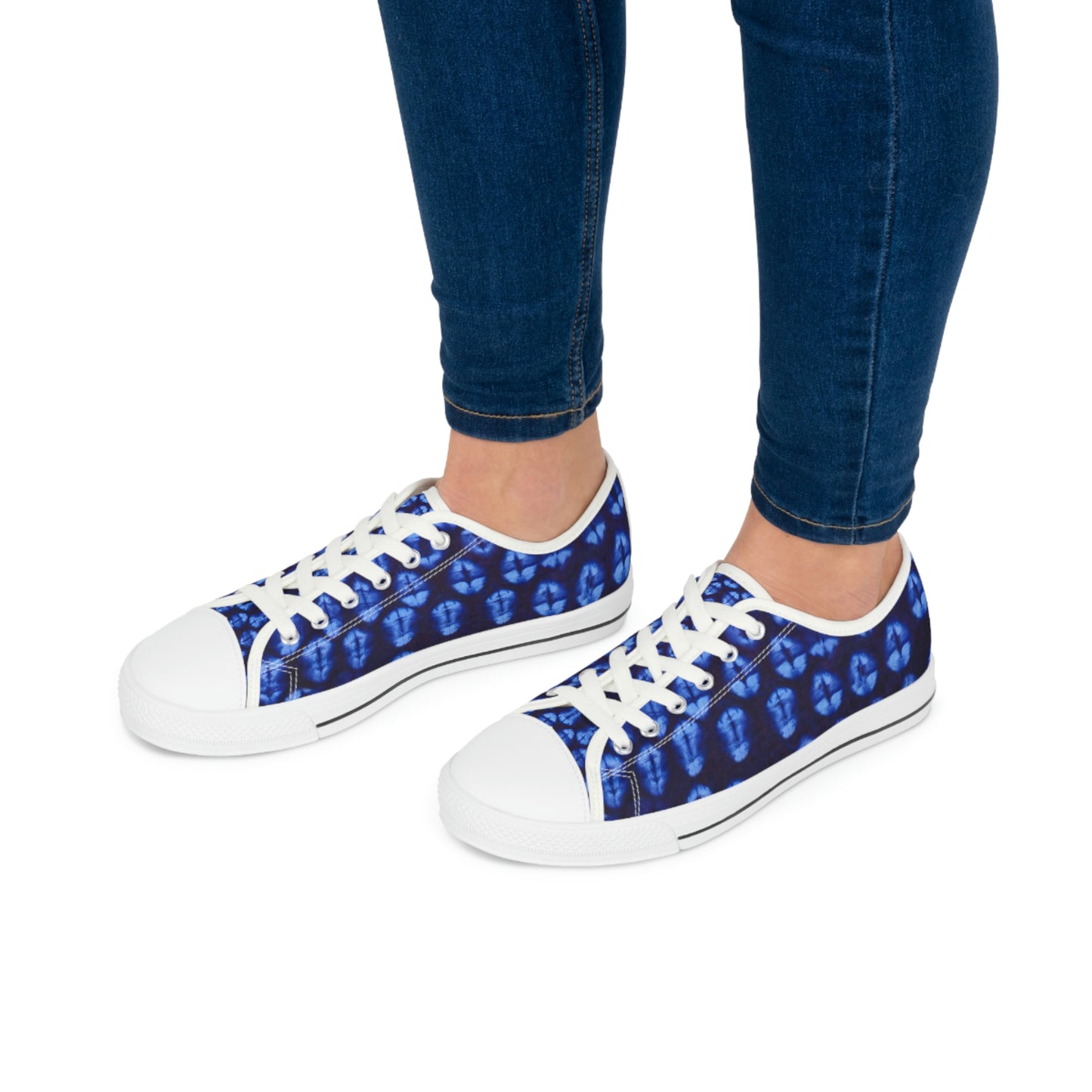 The Paramount Chief Women's Low Top Sneakers