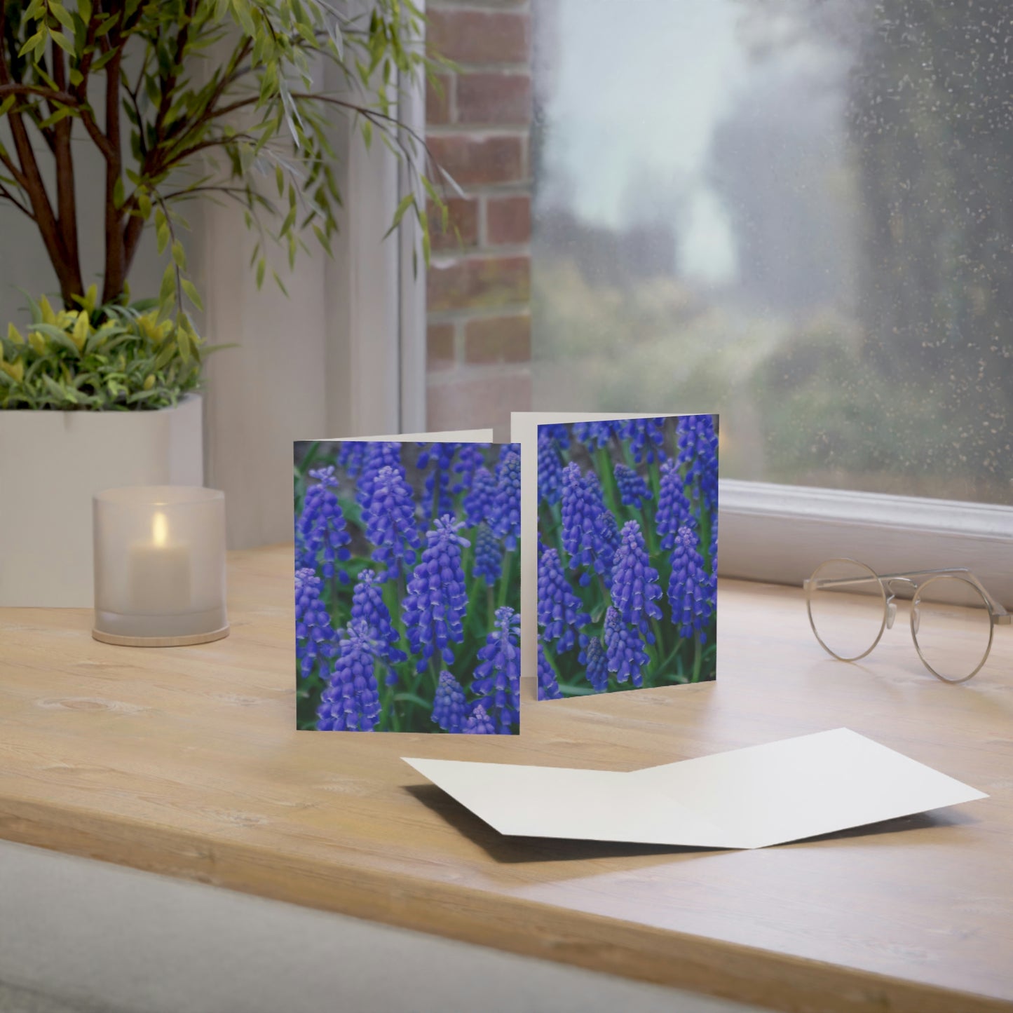 Flowers 10 Greeting Cards (1, 10, 30, and 50pcs)
