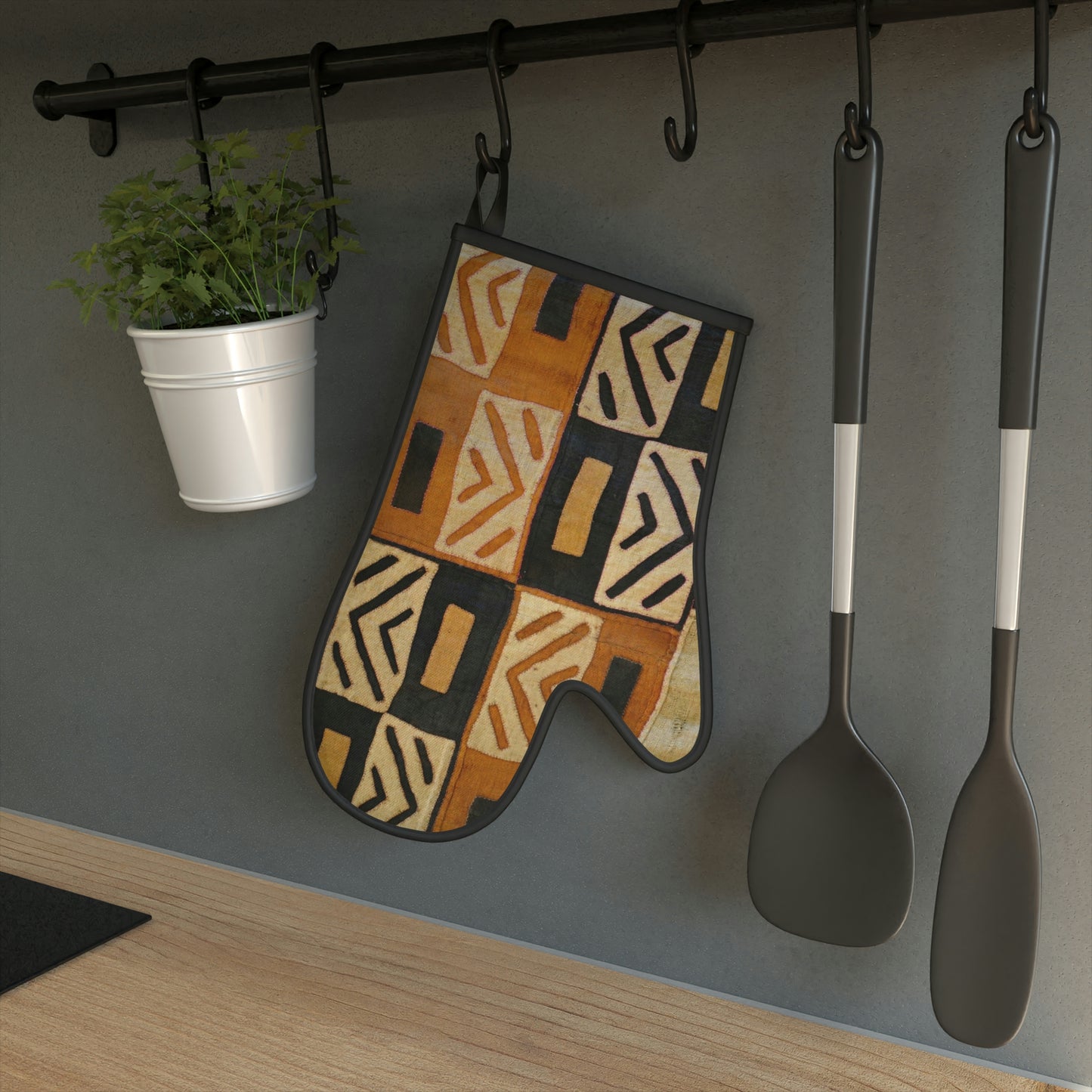A Show of Hands Fabric!! Oven Glove