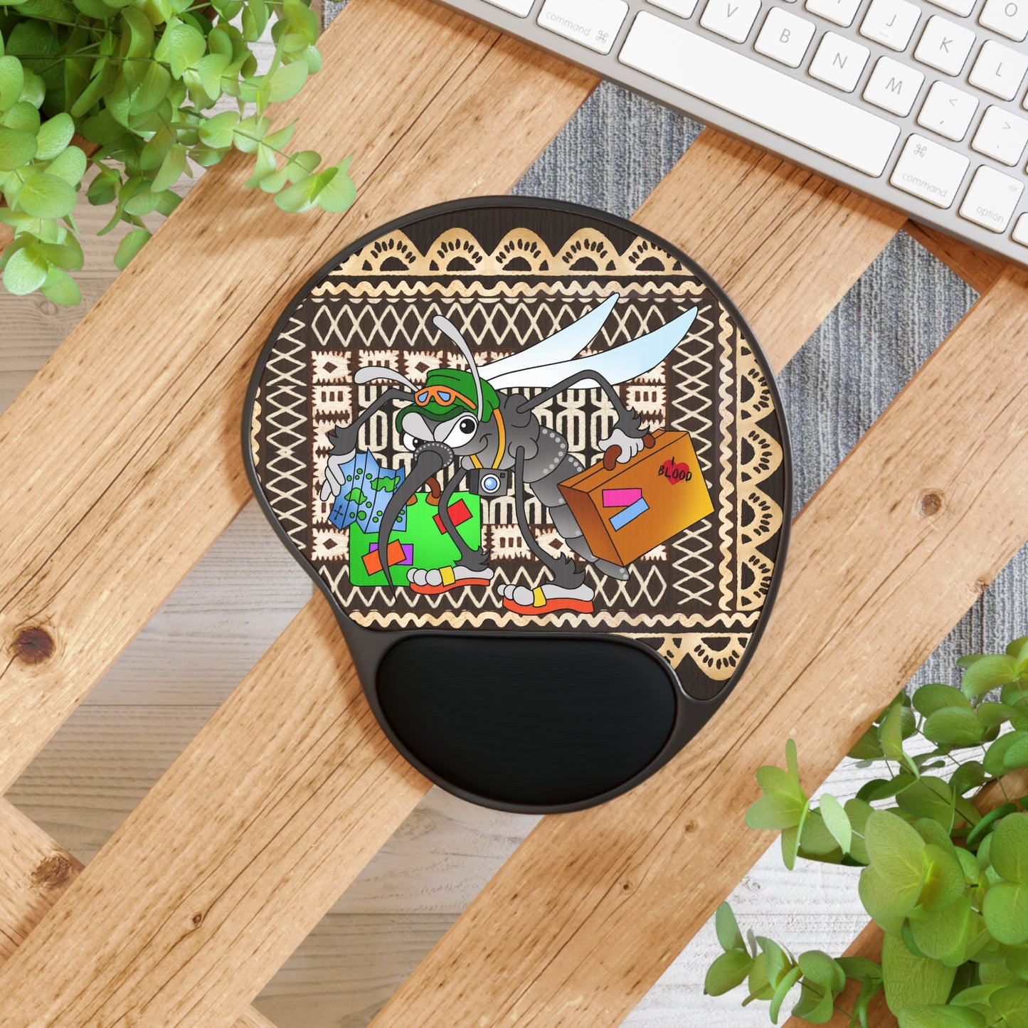 Little Friends b Mouse Pad With Wrist Rest