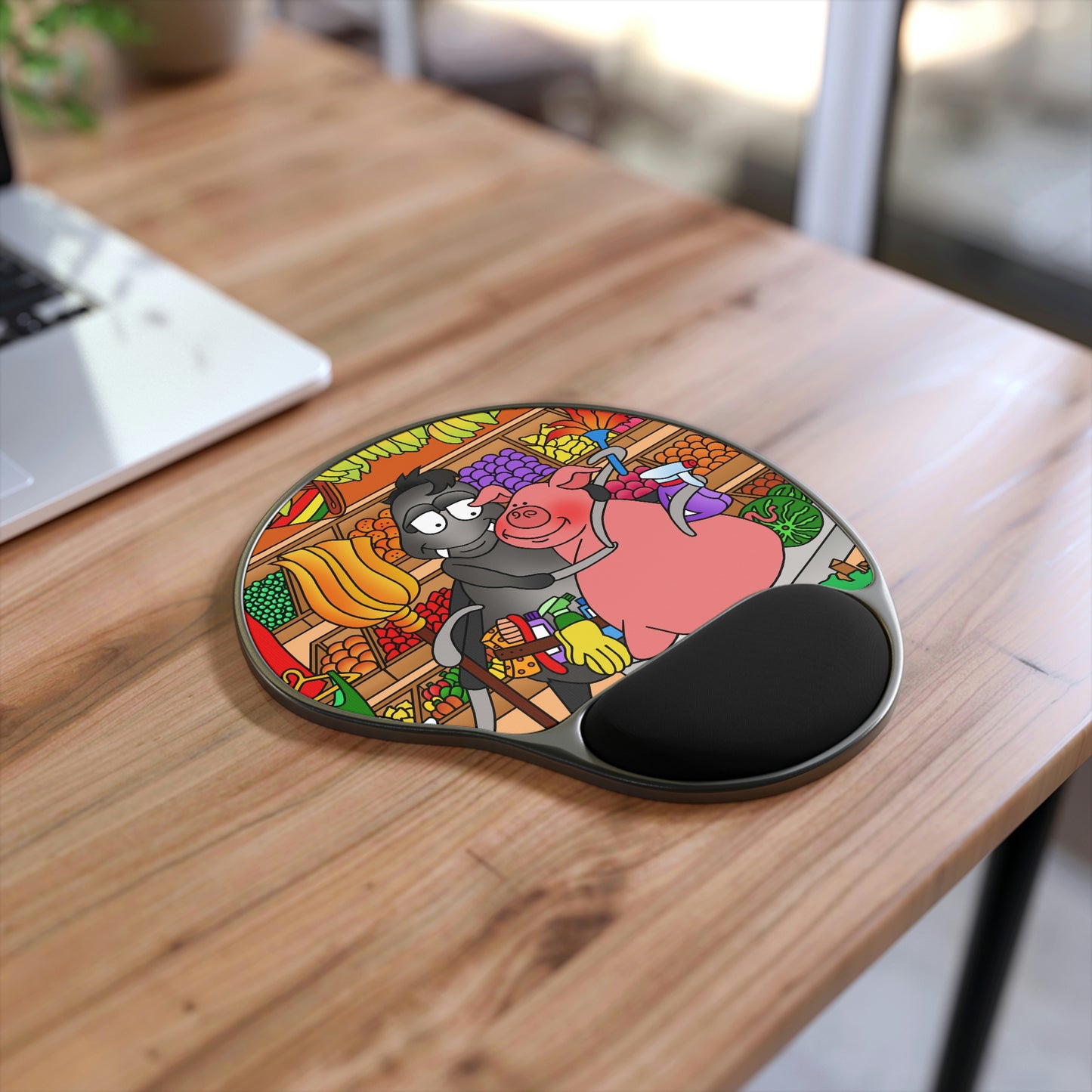 Anansi and the Market Pig Mouse Pad With Wrist Rest