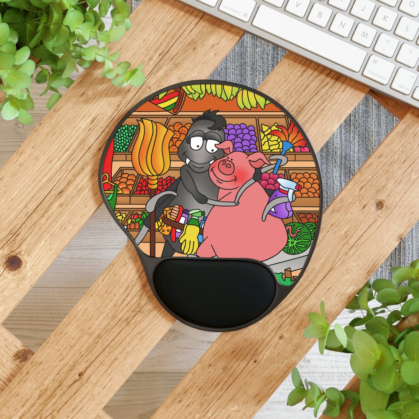 Anansi and the Market Pig Mouse Pad With Wrist Rest