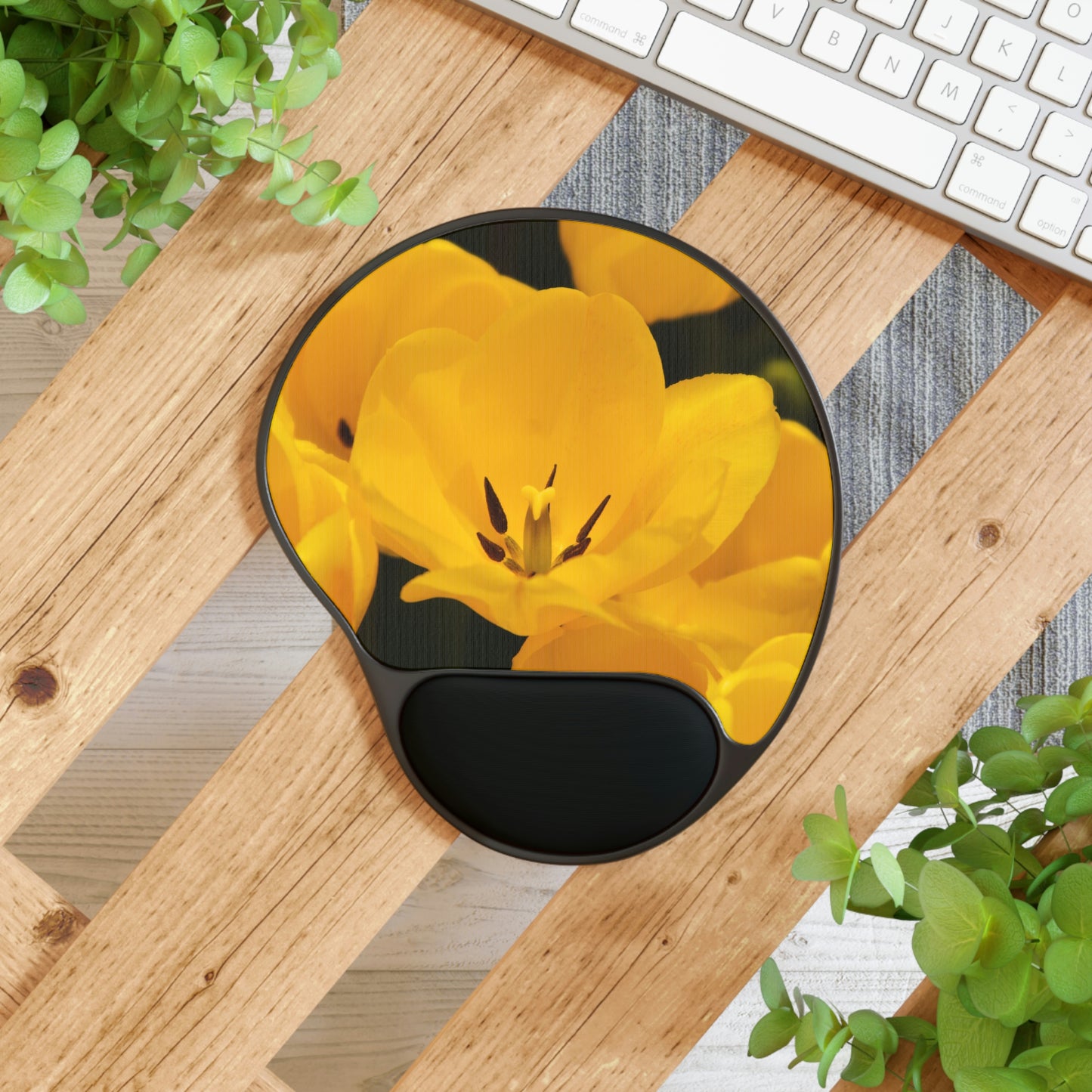 Flowers 16 Mouse Pad With Wrist Rest