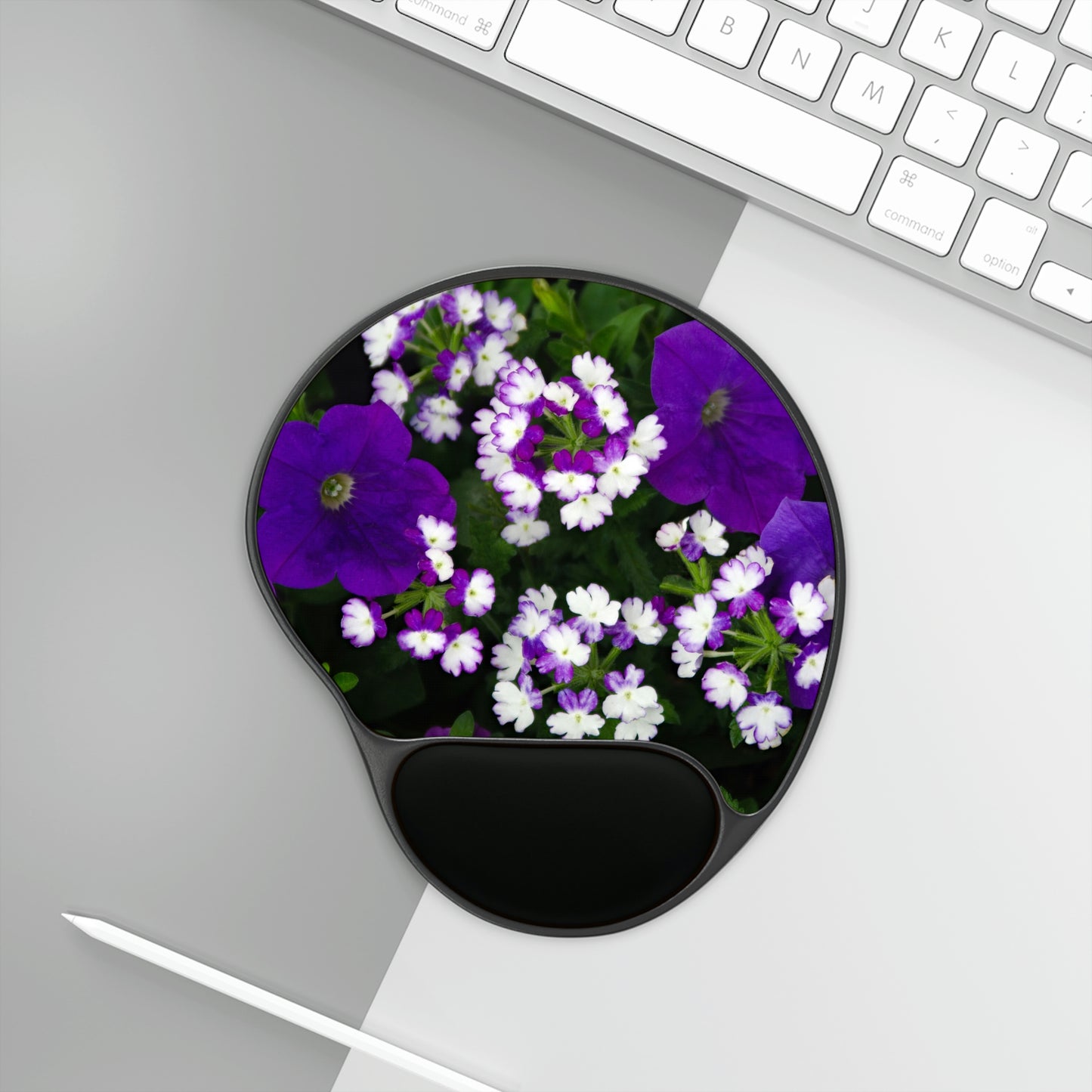 Flowers 04 Mouse Pad With Wrist Rest