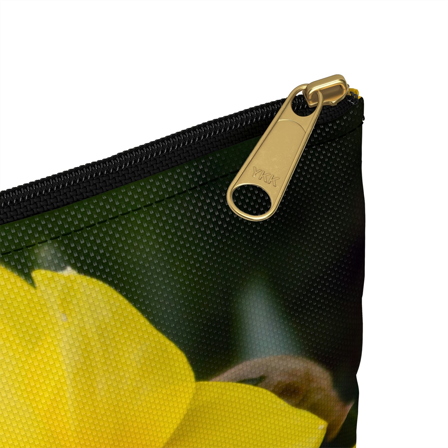 Flowers 10 Accessory Pouch